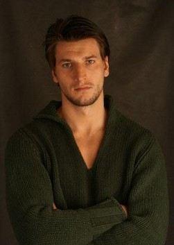 Александр Устюгов – биография актера, фото, его семь, жена и дети, рост и вес 2023