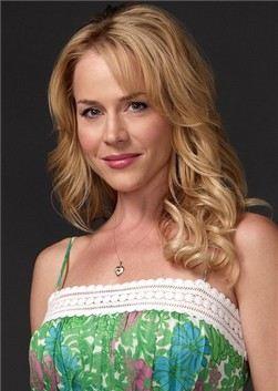 Джули Бенц (Julie Benz) биография, фото, личная жизнь и дети 2023