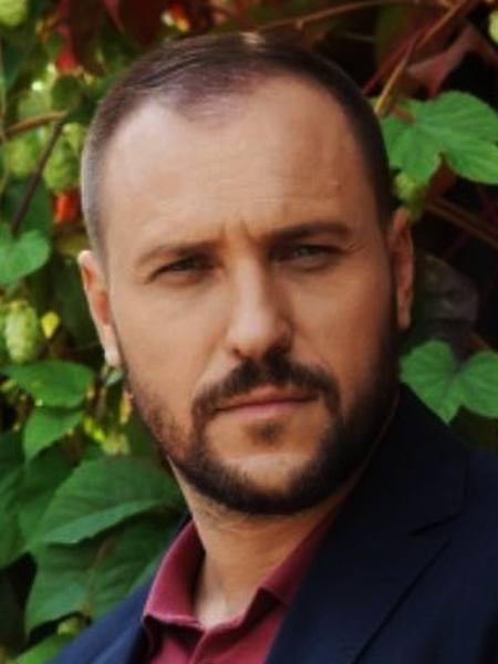 Артем Позняк – биография, фото, личная жизнь, новости, фильмография 2023