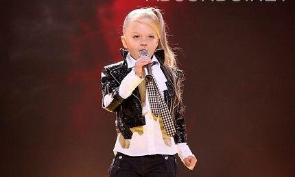 Анастасия Петрик и ее мама, биография, фото, сколько лет Анастасии Петрик 2023