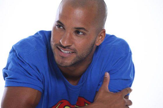 Рики Уиттл (Ricky Whittle) биография, фото, его жена и личная жизнь 2023