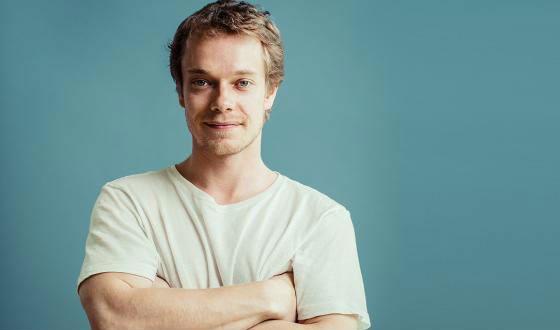 Альфи Аллен – биография, фото, личная жизнь, девушка, семья, рост и вес, ориентация 2023