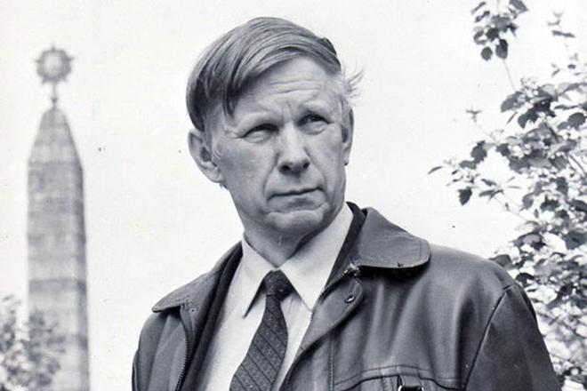 Василь Быков – биография, фото, личная жизнь, книги