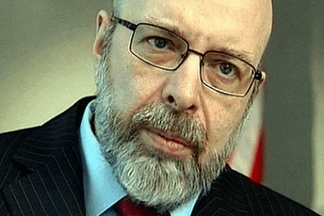 Большая игра ведущий американец саймс. Дм саймс. Дм саймс. Дм саймс. Дм саймс.