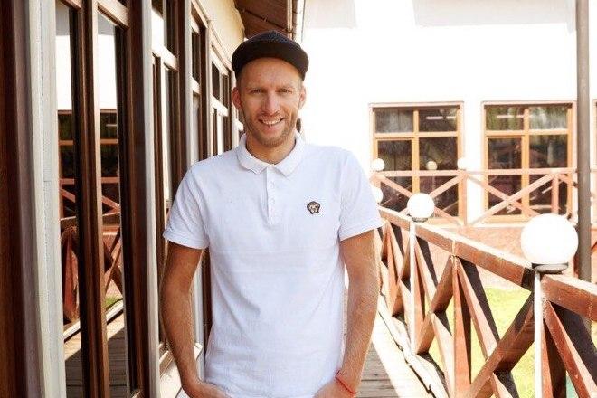 Артем Сорока – биография, фото, личная жизнь, новости, песни 2023