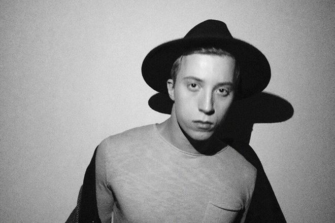 Митя Стаев - биография, проект "Танцы на ТНТ", личная жизнь, фото, слухи и последние новости 2023