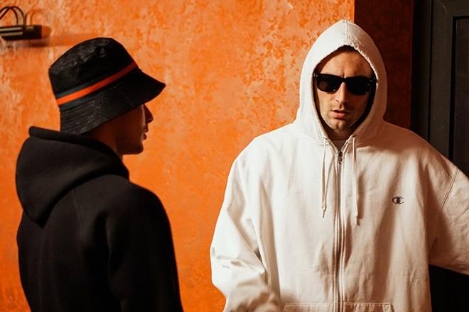 Группа «БРАТУБРАТ»– состав, песни, фото, клипы, участники 2023