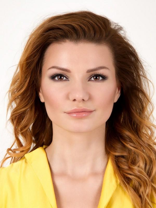 Виктория Черенцова – биография, фото, личная жизнь, новости, песни 2023