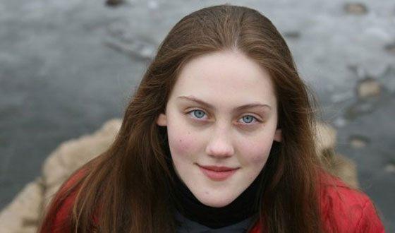 Полина Ауг – биография актрисы, фото, рост и вес, личная жизнь, родители 2023