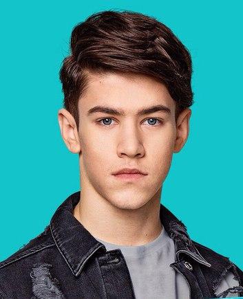 Даян (Даян Ахмедгалиев) - биография участника шоу "Танцы на ТНТ", 3 сезон, личная жизнь, фото, танцы и последние новости 2023