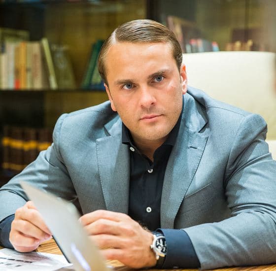 Антон Петров биография ювелира, фото, личная жизнь 2023
