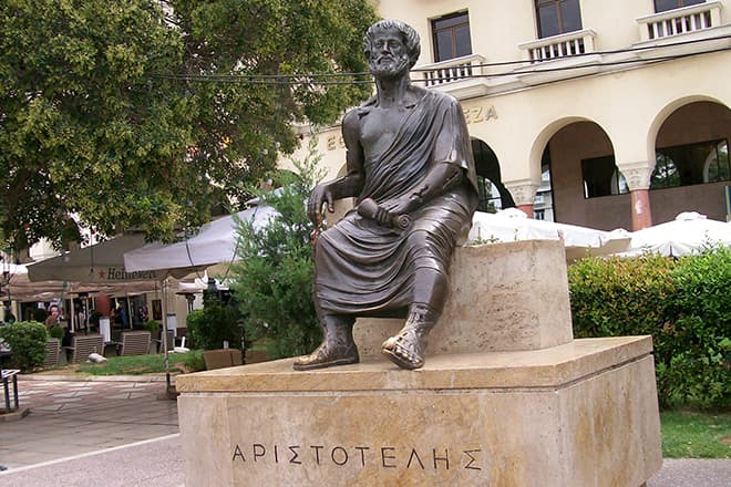 Аристотель - биография, личная жизнь, фото, философия, слухи и последние новости