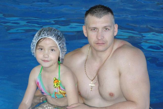 Максим Артамонов с дочерью