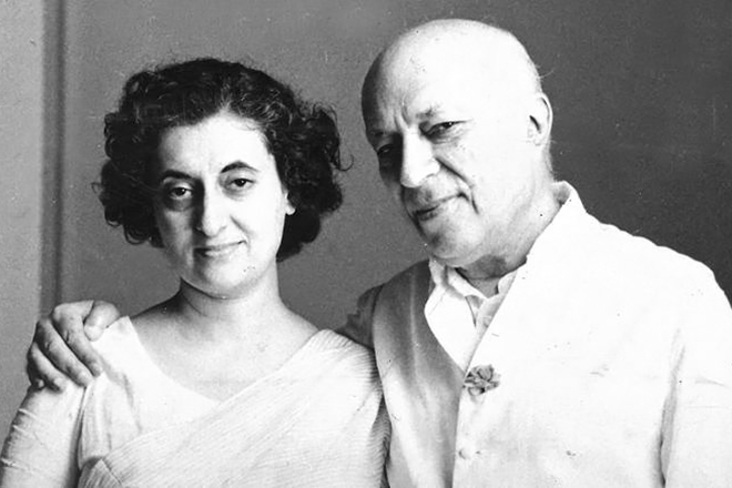Индира Ганди с отцом