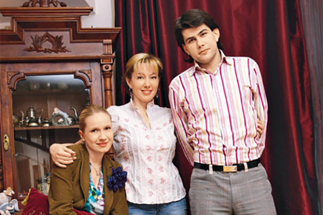 Арина Шарапова с семьей