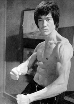 Брюс Ли (Bruce Lee) – биография, фото, личная жизнь, дети, причина смерти i
