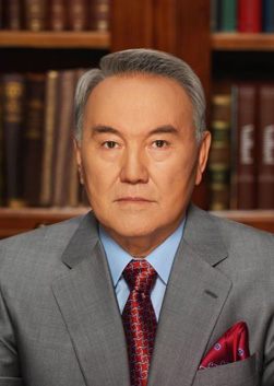 Нурсултан Назарбаев – биография президента, фото, его дети и же, семья, путь к успеху, рост 2023 i