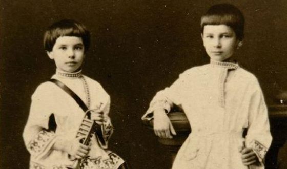 Петр Столыпин в детстве с младшим братом Александром 