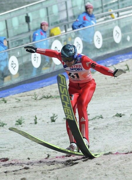 Дмитрий Васильев - лидер российской сборной по прыжкам на лыжах с трамплина