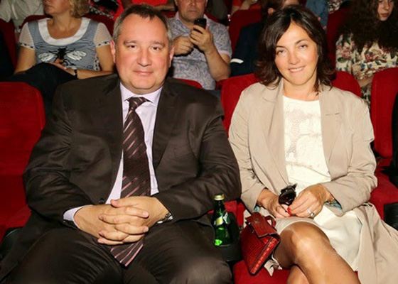 Дмитрий Рогозин с женой