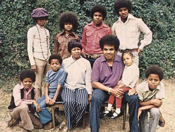 Семья Майкла Джексона в полном составе
