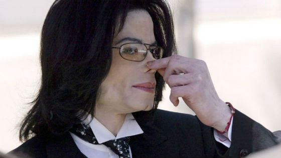 Майкл Джексон: «Я лишь два раза делал ринопластику»