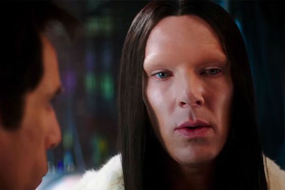 «Образцовый самец 2»: Бенедикт Камбербэтч в роли трансвестита