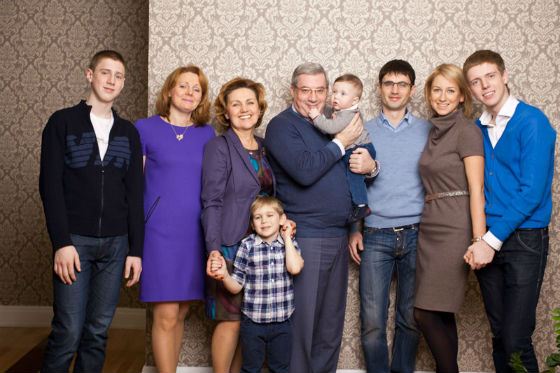 Большая и дружная семья Виктора Толоконского