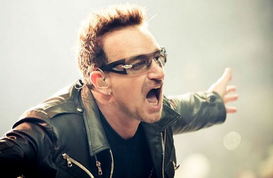 Бессменный лидер группы U2, Боно
