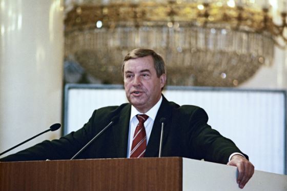 Геннадий Селезнев перебрался в Ленинград