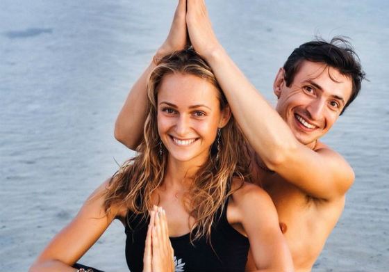 Жена Алексея Гаврилова – инструктор по йоге
