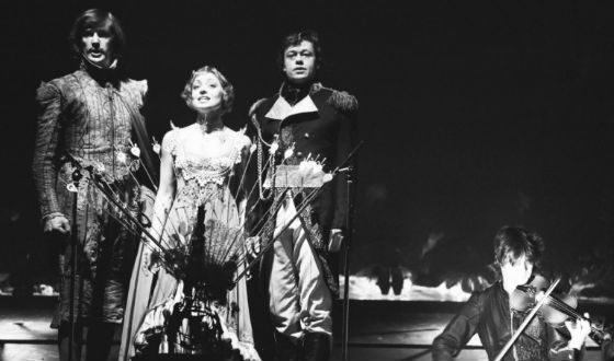 Премьера спектакля «Юнона и Авось» состоялась в 1981 году