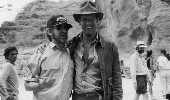 Харрисон Форд и Стивен Спилберг на съемках первого «Индианы Джонса»