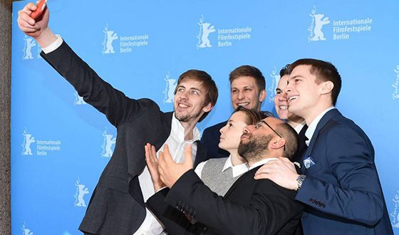 Павел Чинарев на Берлинском кинофестивале с партнерами по «Тряпичному союзу»