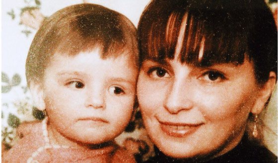 Ксения Лукьянчикова в детстве с мамой