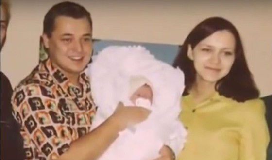 Сергей Жуков с первой женой и новорожденной дочкой Сашей