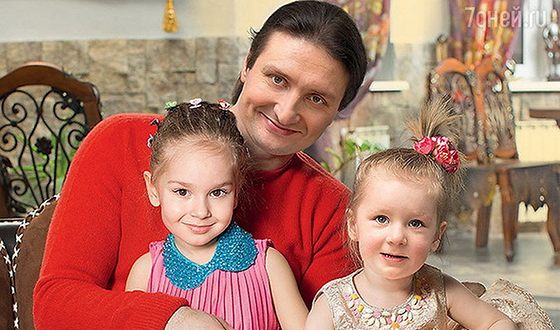 Эдгард Запашный с дочерьми