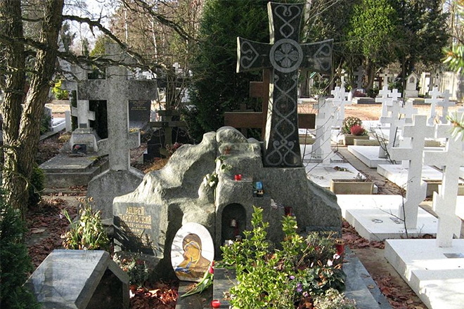 Могила Андрея Тарковского