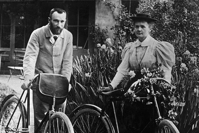 Мария Кюри и Пьер Кюри любили велосипедные прогулки