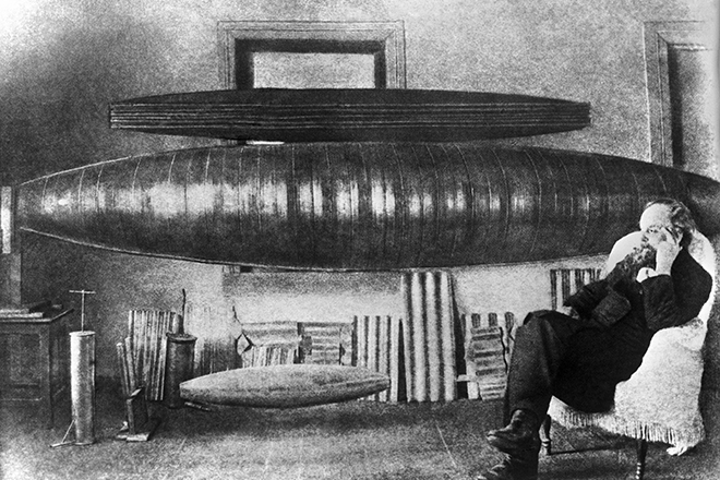 Константин Циолковский построил аэродинамическую трубу