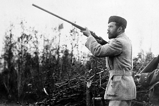 Николай II с ружьем