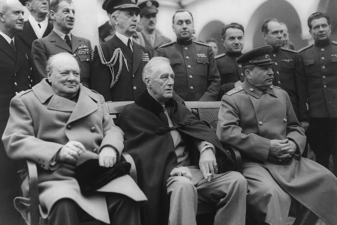 Уинстон Черчилль, Франклин Рузвельт, Иосиф Сталин на Ялтинской конференции