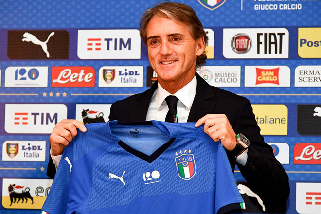 Тренер сборной Италии Роберто Манчини в 2018 году