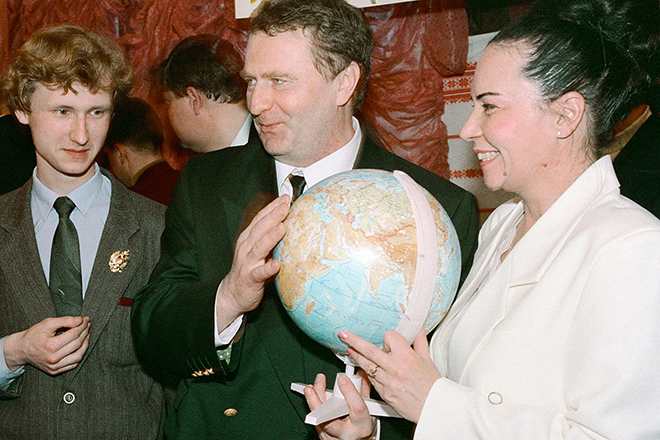 Владимир Жириновский с семьей