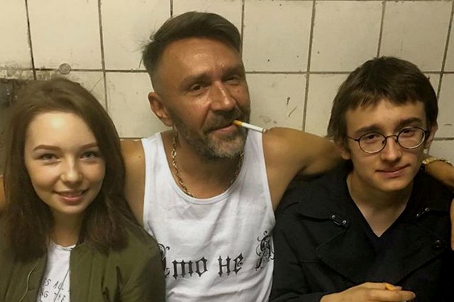 Серафима Шнурова, Сергей Шнуров и Аполлон Шнуров