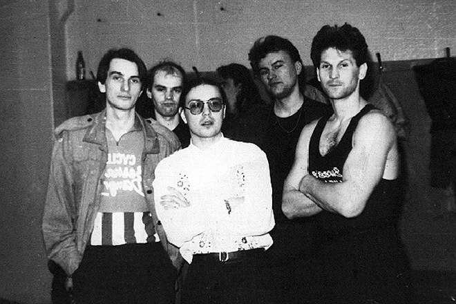 Владимир Захаров и группа «Рок-Острова» в 1990 году