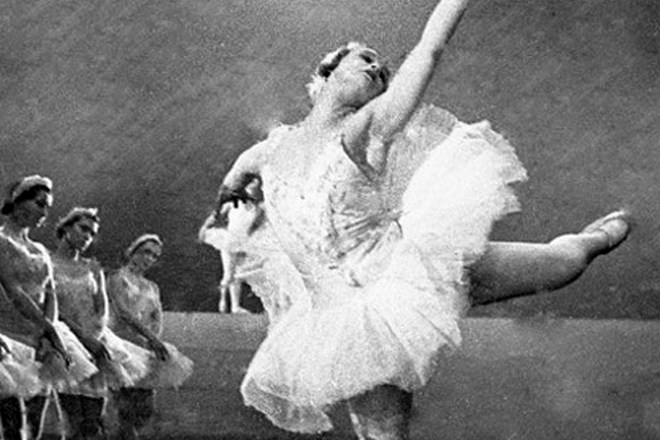 Марина Семенова в балете «Лебединое озеро»