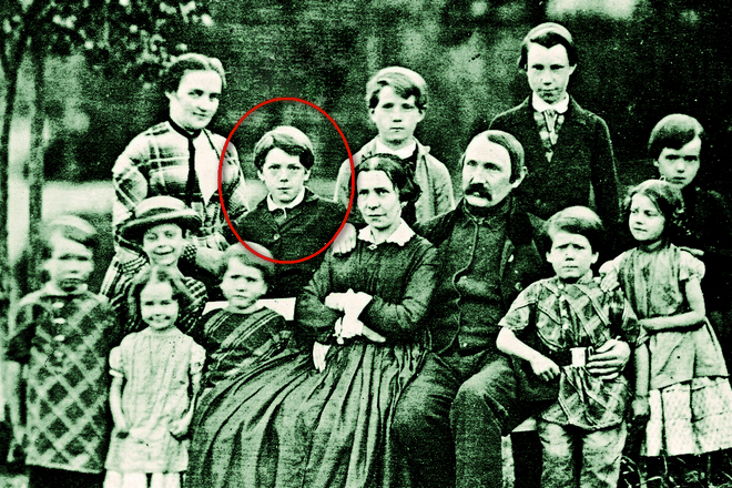 Роберт Кох в детстве с семьей