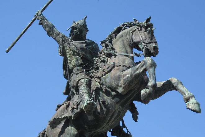 Памятник Вильгельму Завоевателю
