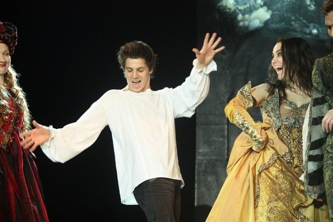 Гела Месхи в спектакле «Ромео & Джульетта»